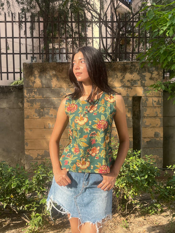 Green Floral Print Sleeveless Cotton Crop Kurti Top for Women (Buy 1 Get 1 Free)