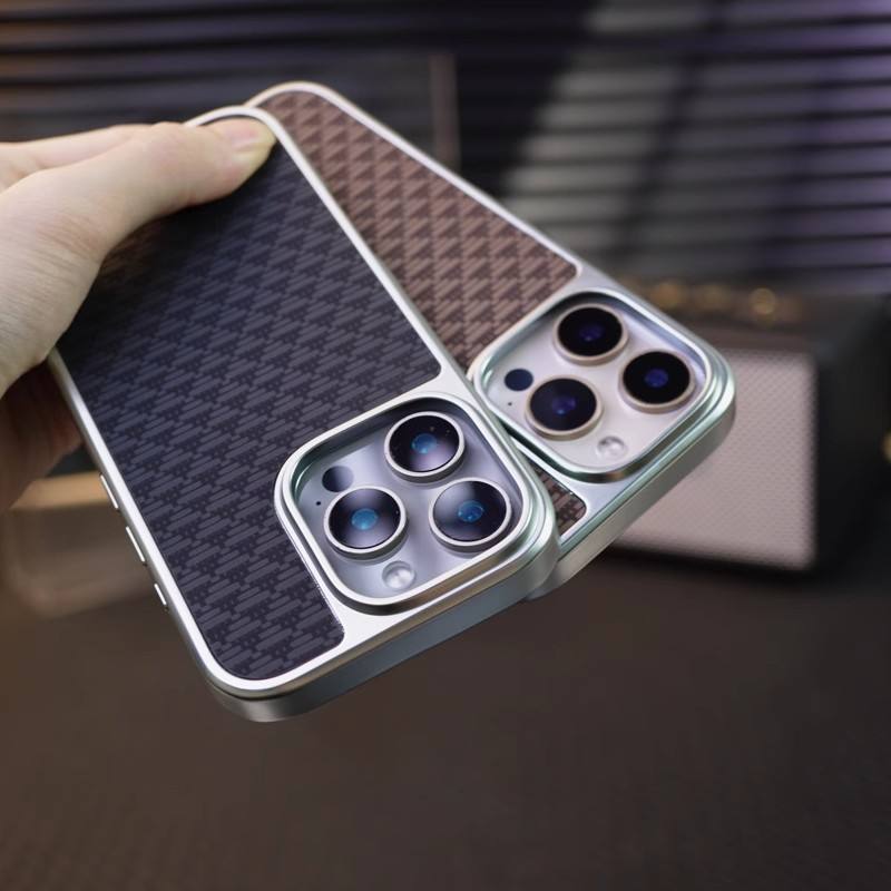 Kevlar Carbon Fiber Protective Case Suitable for Apple 16promax Phone case 17 Electroplated Silver Matte Anti-drop Cross-border