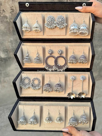 Jhumka box – 12 silver jhumkis
