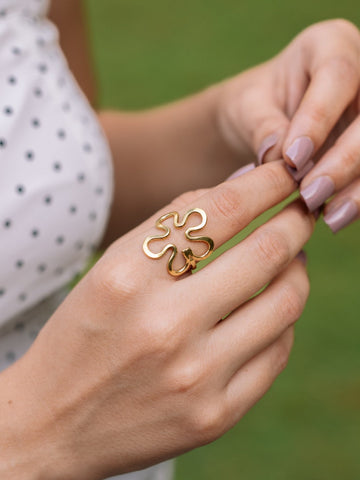 Hollow Flower Adjustable Brass Ring